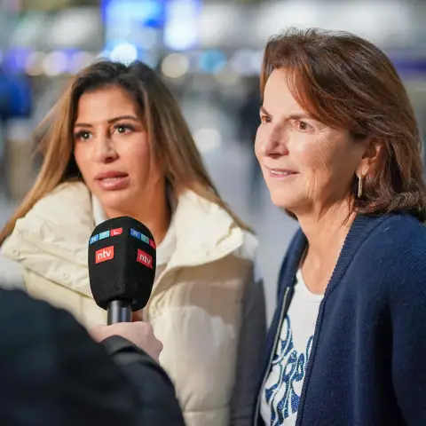 Eva Benetatou und Claudia Obert