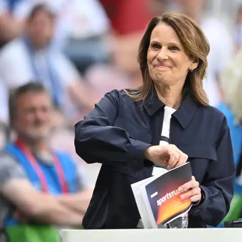 Kathrin Müller-Hohenstein