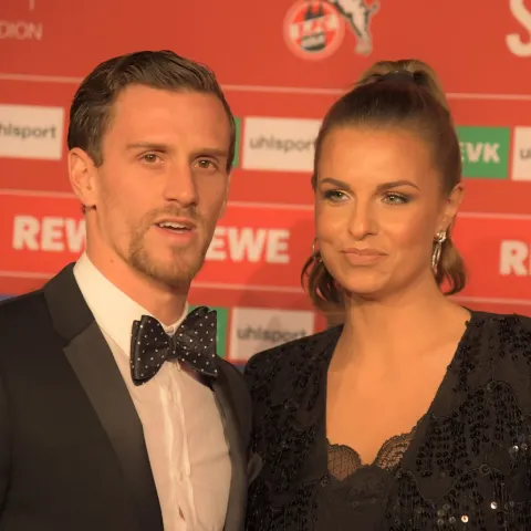 Laura Wontorra und Simon Zoller