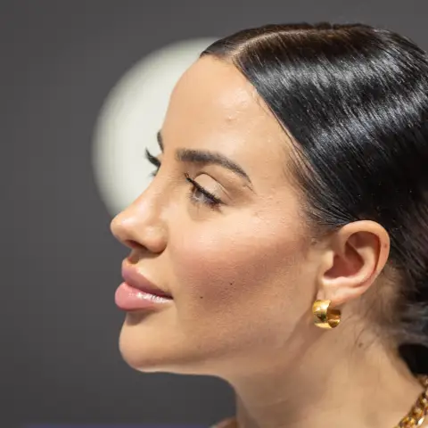 Leyla Heiter spricht über häusliche Gewalt.