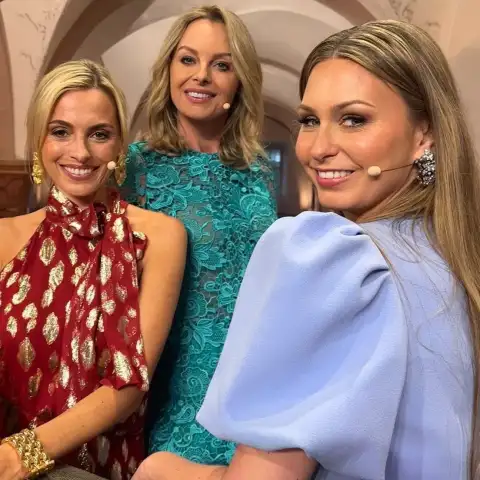 lisa nüdling susanne steiger sarah schreiber heiß sexy bares für rares outfit look