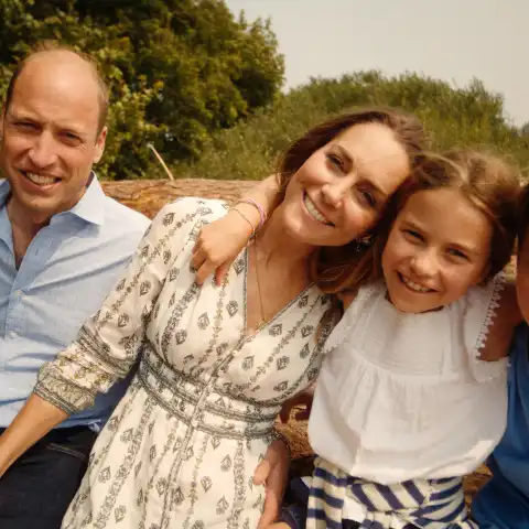 Prinz Louis, Prinz William, Prinzessin Kate, Prinzessin Charlotte & Prinz George