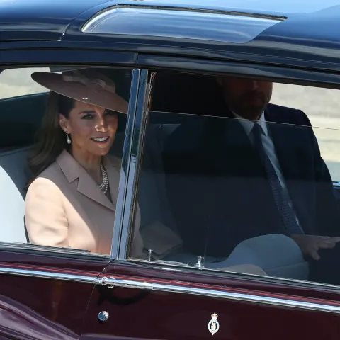 Prinzessin Kate fehlt bei König Haralds Beerdigung.