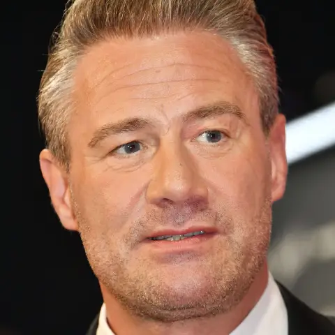 sasha sohn ausgelacht