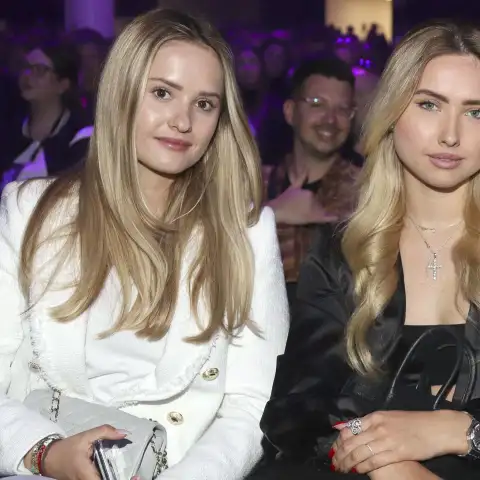 Davina Geiss, Shania Geiss und Carmen Geiss beim OMR Festival 2023 in den Messehallen. Hamburg, 09.05.2023 *** Davina Ge