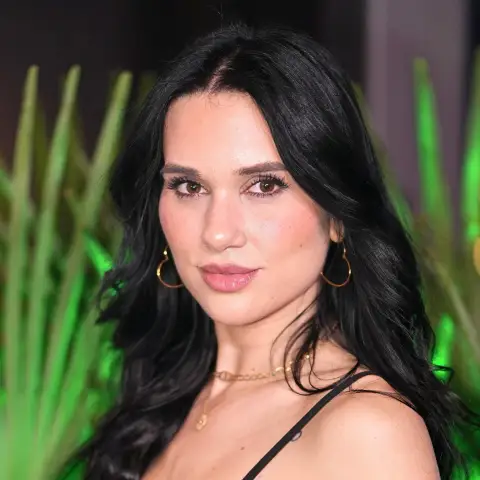 Vanessa Borck tanzt bei „Let''s Dance“ mit einer Frau.