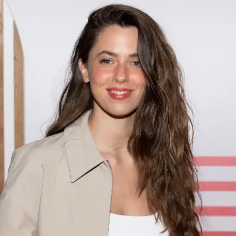 vanessa mai heiß freizügig haut beine unterwäsche look