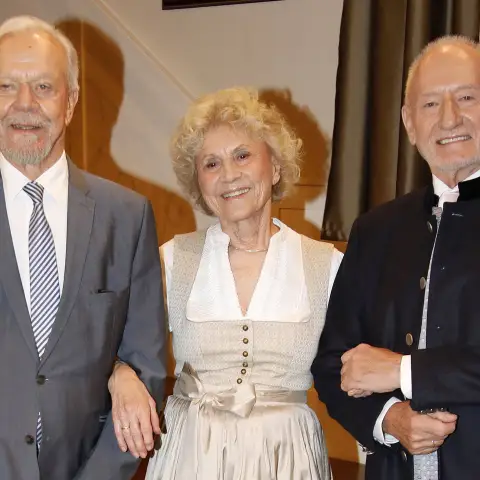 sturm der liebe dirk galuba antje hagen sepp schauer sommerpause 2026