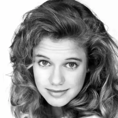 andrea barber