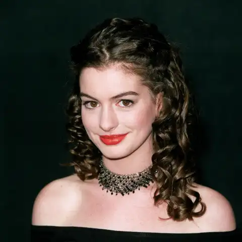 anne hathaway früher heute
