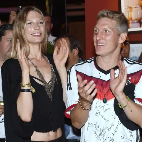 Bastian Schweinsteiger und Sarah Brandner