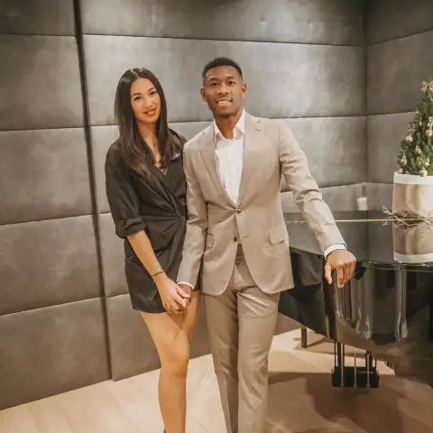 David Alaba mit Freundin Shalimar Heppner auf Instagram
