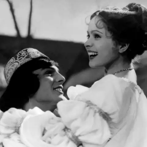 Drei Haselnüsse für Aschenbrödel