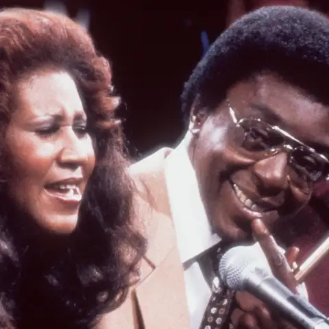 Aretha Franklin FAMOUS PICTURES AND FEATURES AGENCY 13 HARWOOD ROAD LONDON SW6 4QP UNITED KINGDOM tel +44 (0) 20 7731 93