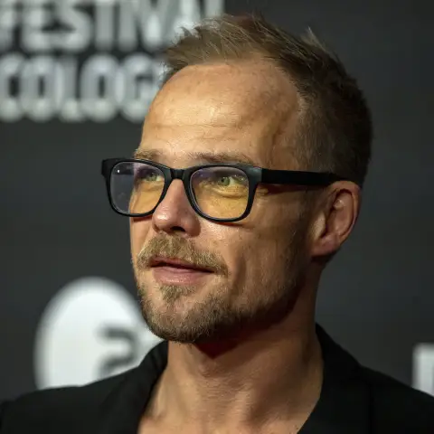 Matthias Koeberlin spietl Kommissar Micha Oberländer in „Die Toten vom Bodensee“.