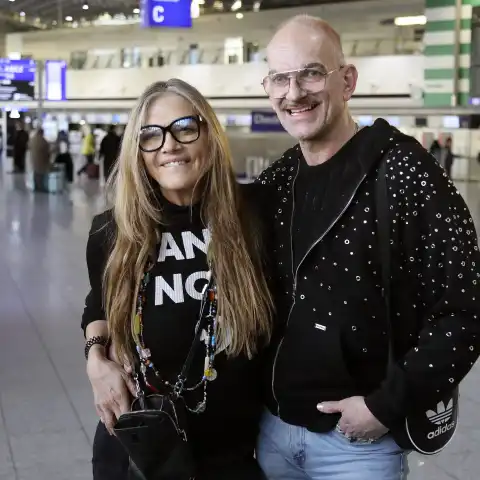 Nicole Belstler-Boettcher und ihre Begleitung Gloria Viagra.