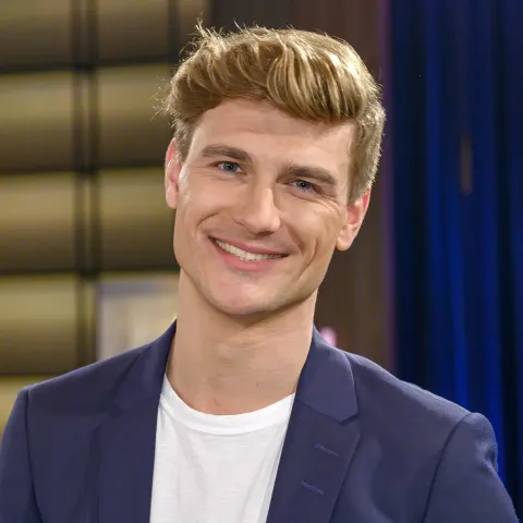 Friedrich Dieckmann zieht auf Instagram eine deutliche Grenze.