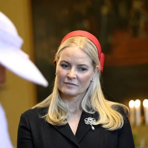 Prinzessin Mette-Marit bereitet sich auf Lungentransplantation vor.