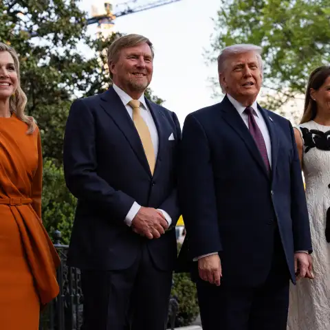 Königin Máxima, König Willem-Alexander, Donald und Melania Trump trafen sich im Weißen Haus.