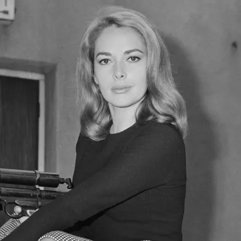 karin dor