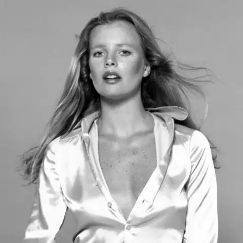 Kim Basinger jung heiss