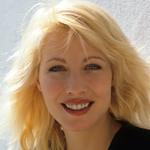 Linda Kozlowski