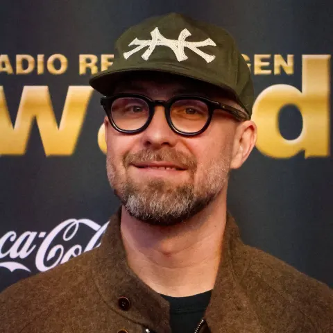 mark forster cap markenzeichen look veränderung