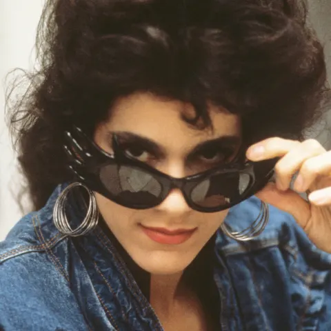 saundra santiago
