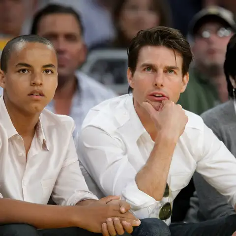Tom Cruise und Connor Cruise bei Basketball-Spiel der L.A. Lakers 2009