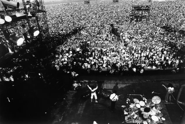 IM KONZERT auf der Bühne: Black Sabbath mit Ozzy Osbourne vorne, 1975
