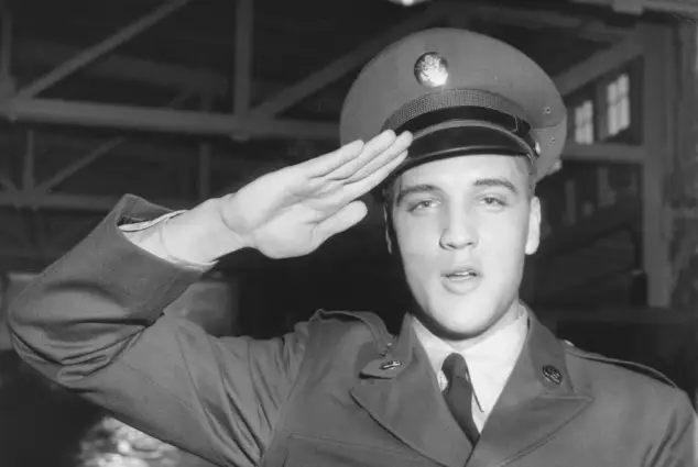 Elvis Presley in Deutschland stationert