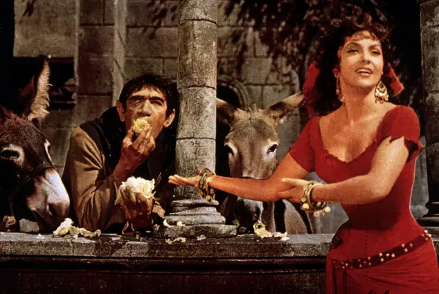 Gina Lollobrigida in „Der Glöckner von Notre Dame“