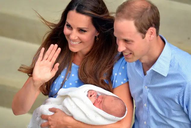 Herzogin Kate und Prinz William nach der Geburt von Prinz George 2013