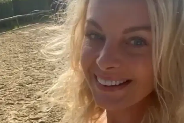 Susanne Steiger Bares für Rares
