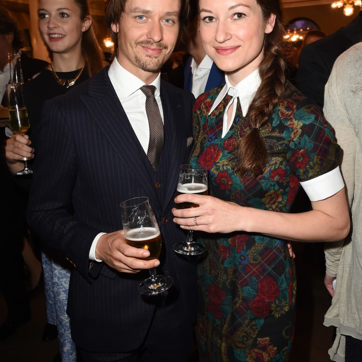 Tom Schilling So Hubsch Ist Seine Lebensgefahrtin Anni Mosebach Der berliner schauspieler bestätigt gegenüber der. tom schilling so hubsch ist seine