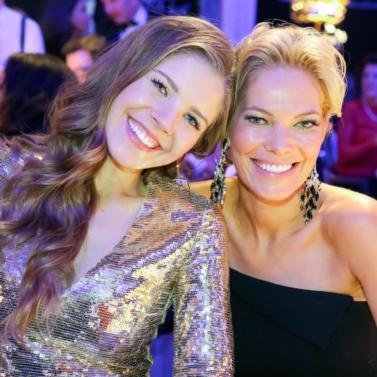 Victoria Swarovski Das Ist Ihre Hubsche Mama Alexandra