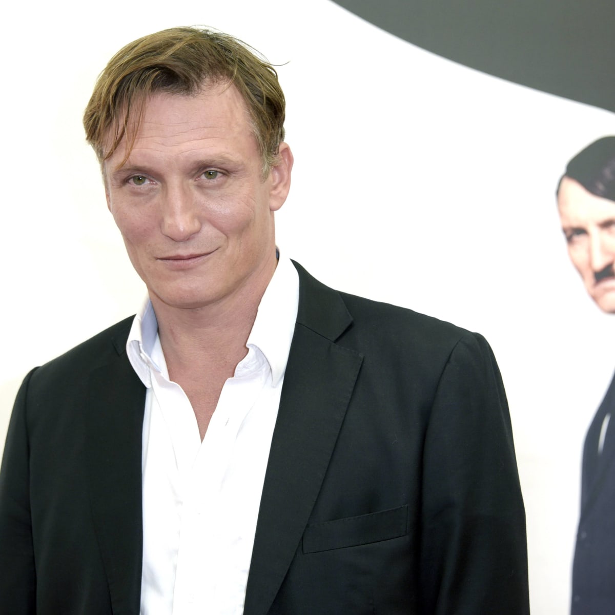Oliver Masucci So Hart War Es Hitler Zu Spielen