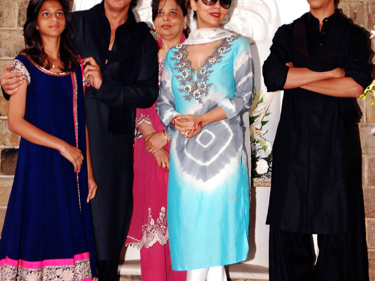 Frau Von Shah Rukh Khan Das Ist Seine Grosse Liebe Gauri Weitere ideen zu bollywood, shahrukh khan, bollywood schauspieler. frau von shah rukh khan das ist seine