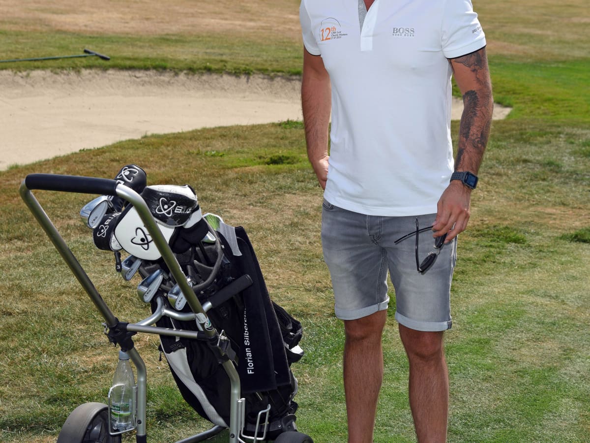 Florian Silbereisen Zeigt Seine Tattoos In Der Sommerhitze