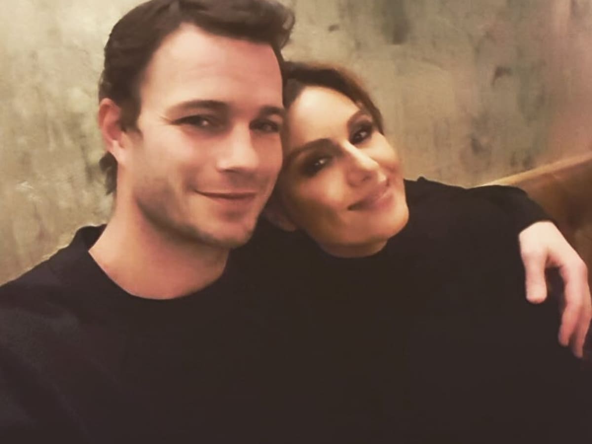 Nazan Eckes Und Ihr Mann Niedliches Parchenbild Zum Geburtstag
