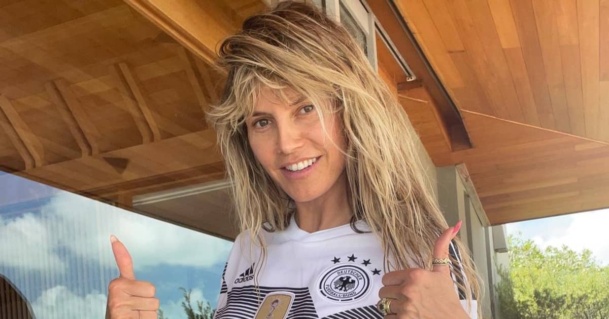 Ohne BH und in knappem Höschen: Heidi Klum im Fußball-Fieber