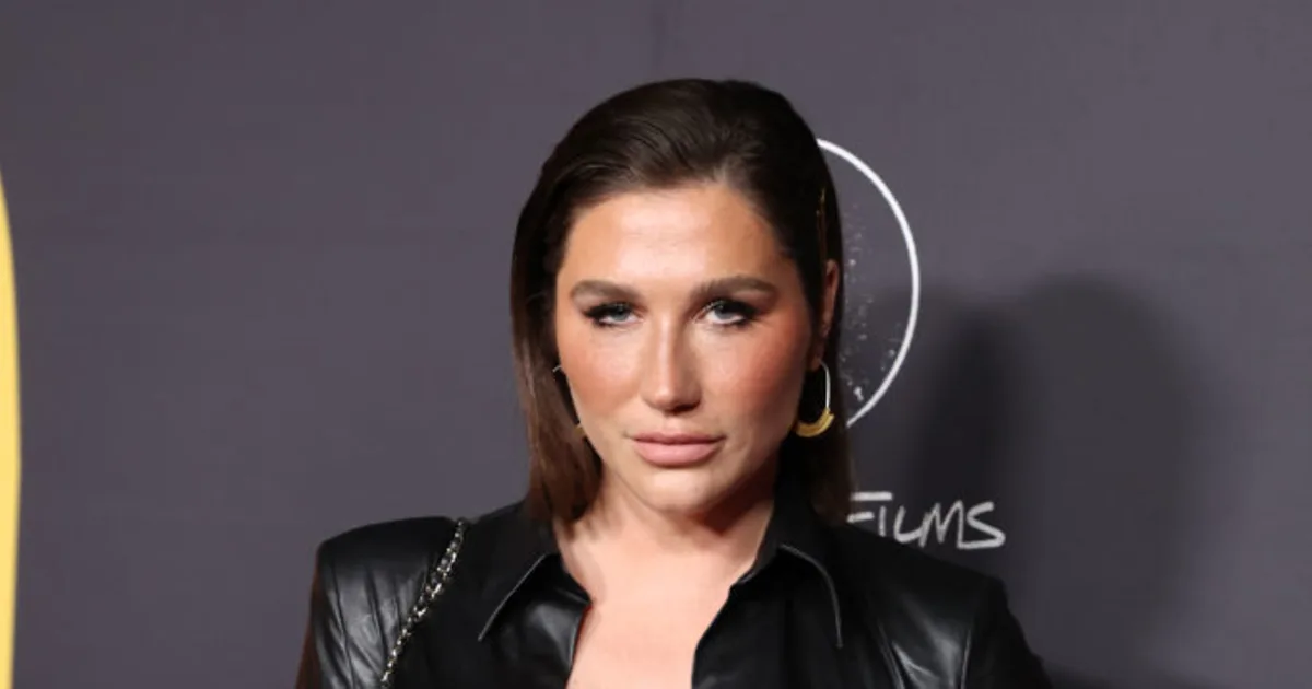 Kesha • Profil, Steckbrief, Bilder & News • Promipool.de