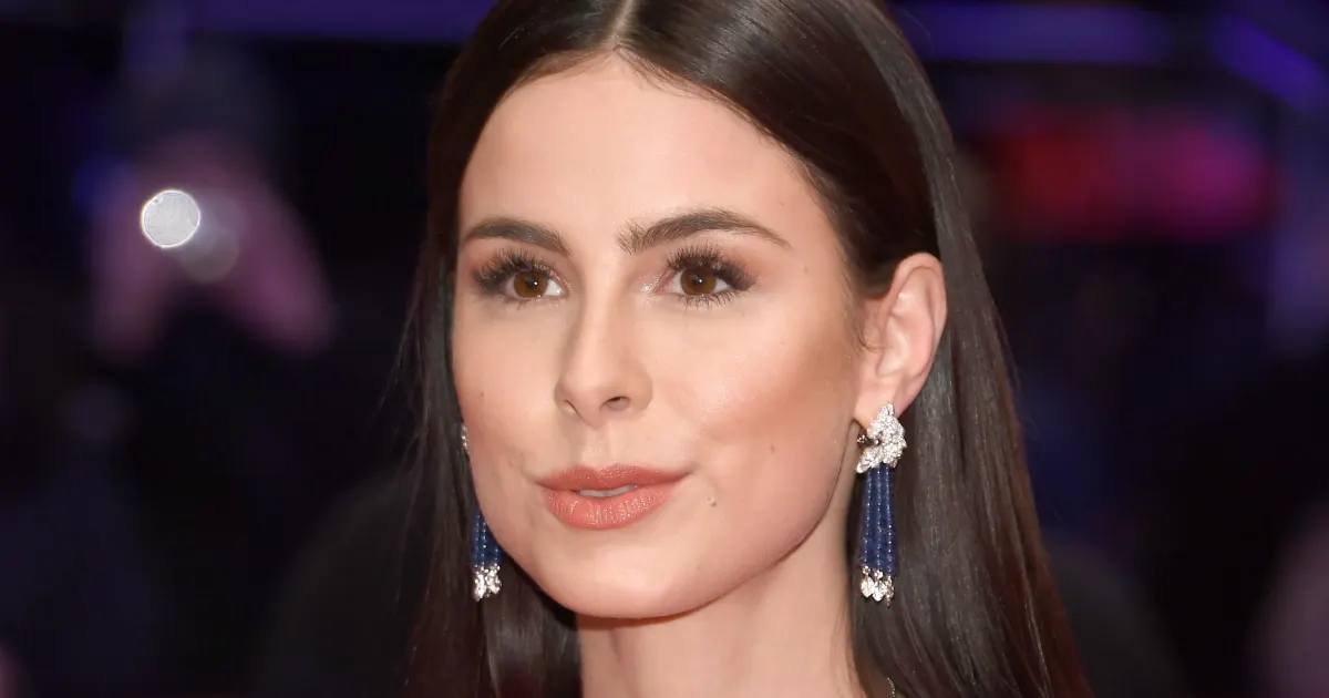 Lena Meyer Landrut Sexy In Pink Sie Zeigt Ihre Bauchmuskeln 