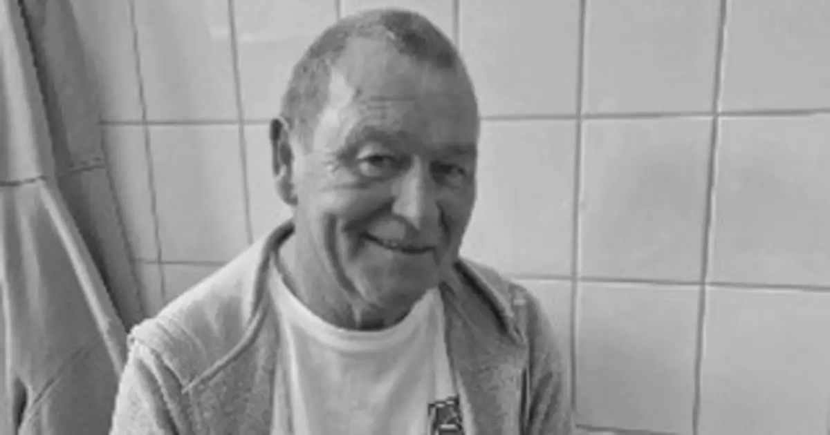 Ralle ist tot „Ab ins Beet!“Stars trauern um Ralf Ender