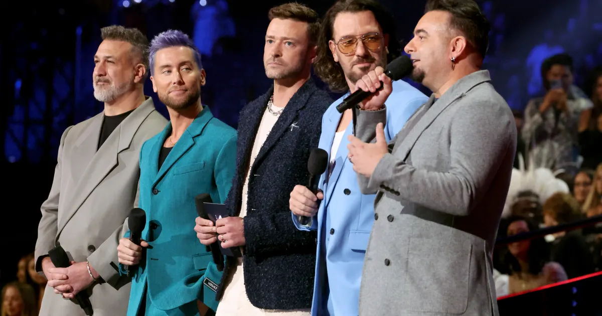 *NSYNC Reunion bei den VMAs Fans flippen aus