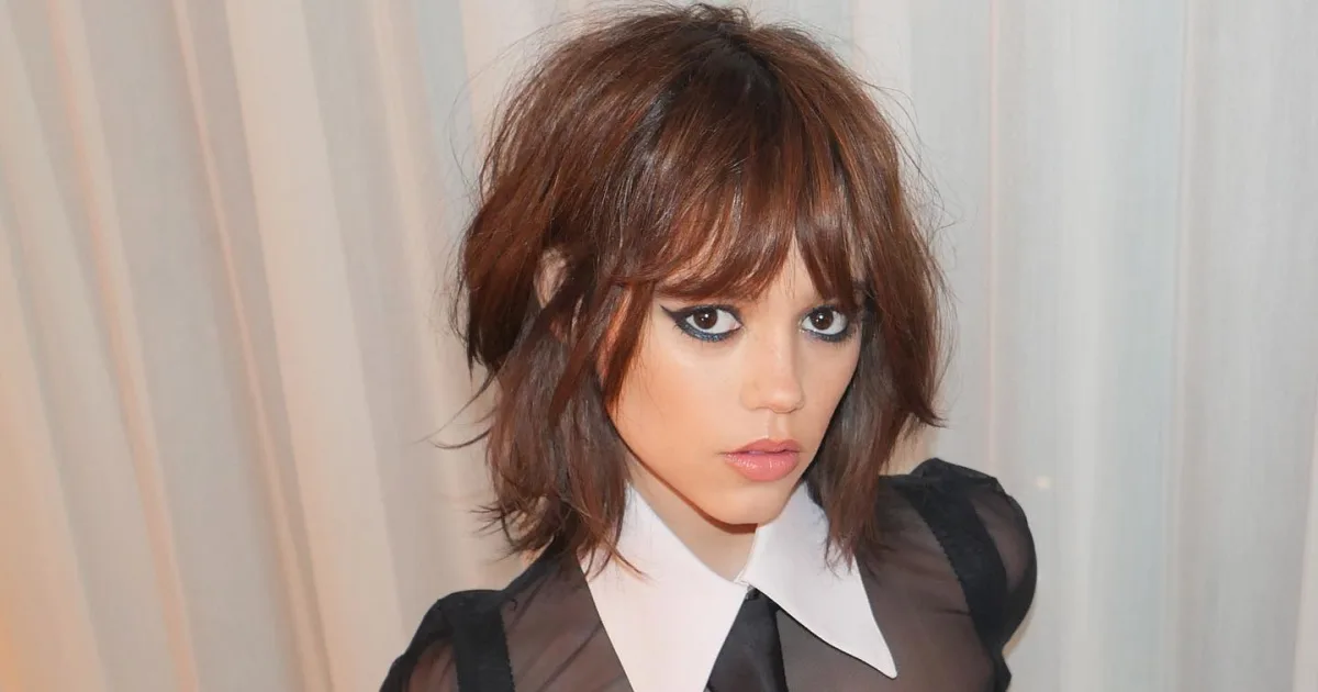 Unveiling the Mystique of Gothic Chic: The Celebrity Style Phenomenon