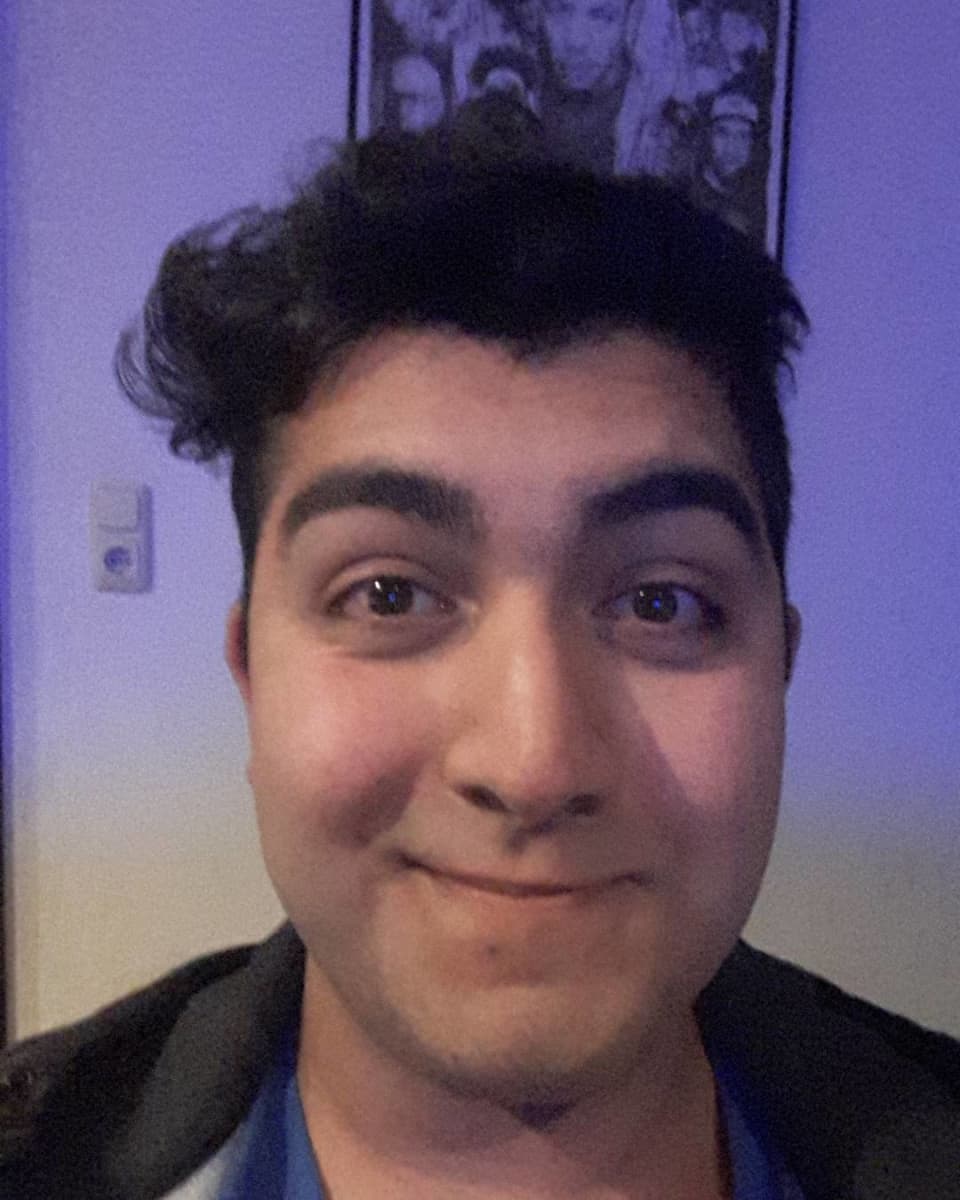 So anders sieht Faisal Kawusi ohne Vollbart aus