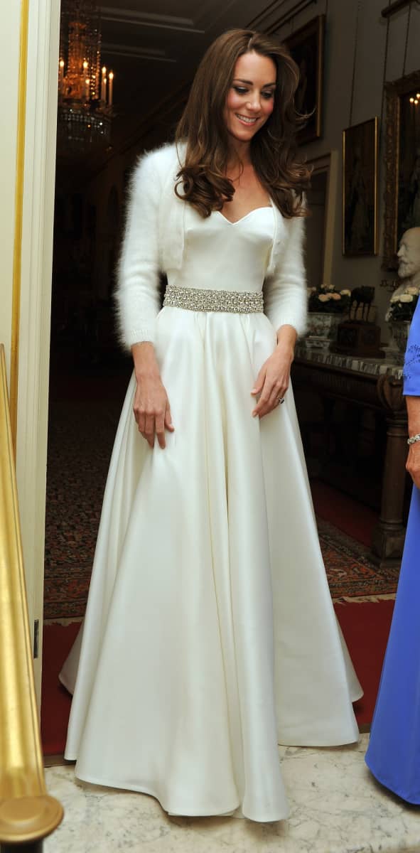 Das Zweite Hochzeitskleid Von Kate Das Jeder Vergessen Hat