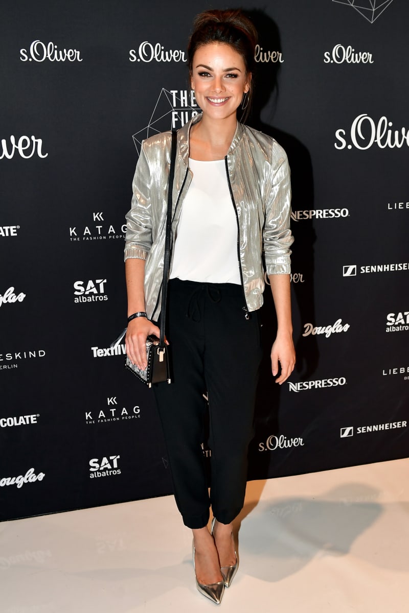 Frisch verliebt: Janina Uhse hat einen neuen Freund