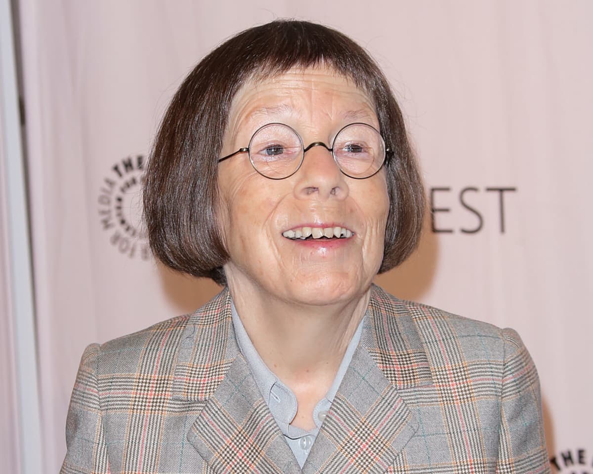 Linda Hunt